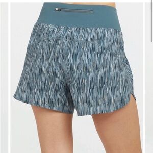 Spanx Get Moving Athletic Shorts Women’s Size XL